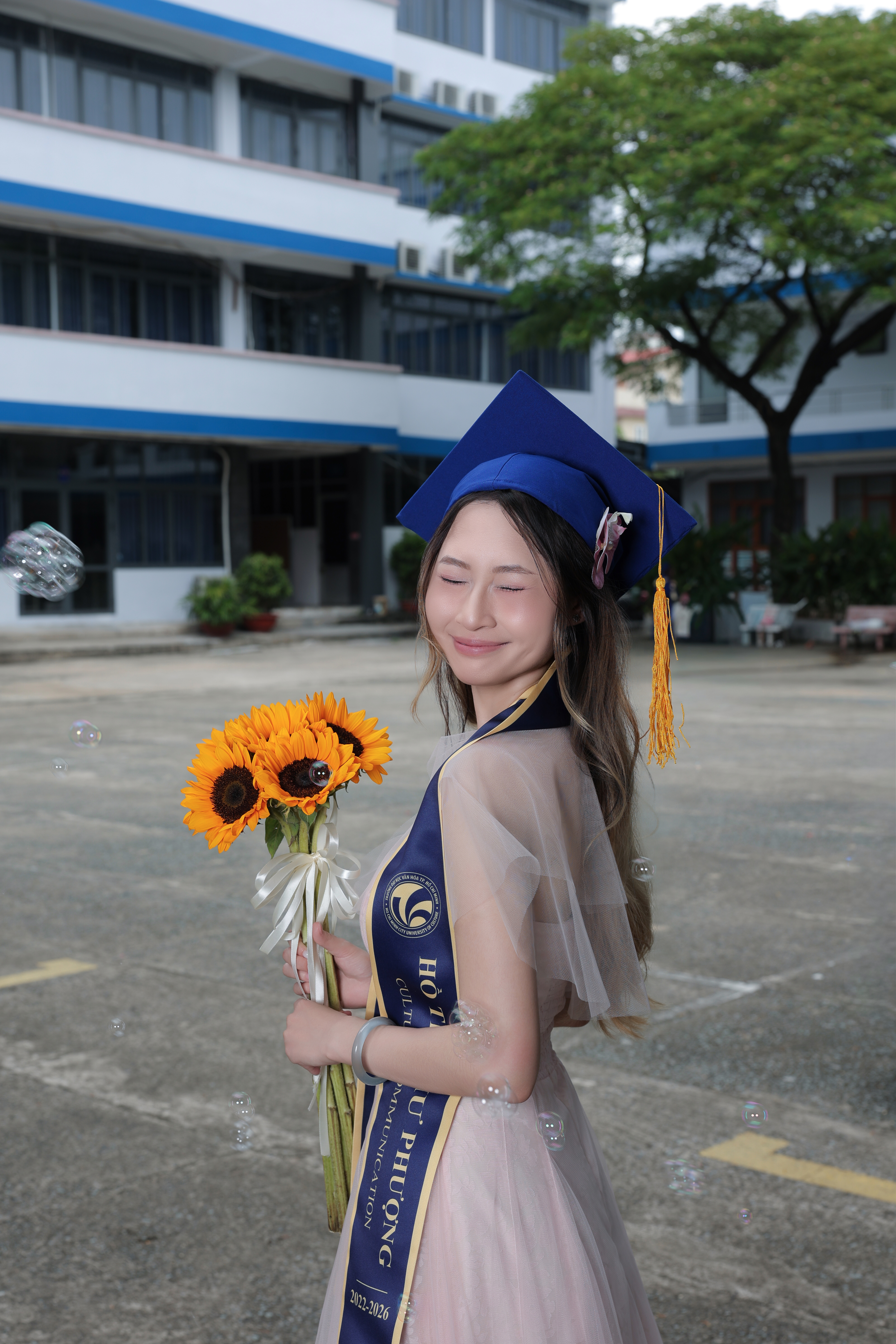 Ảnh tốt nghiệp Hồ Thị Như Phượng