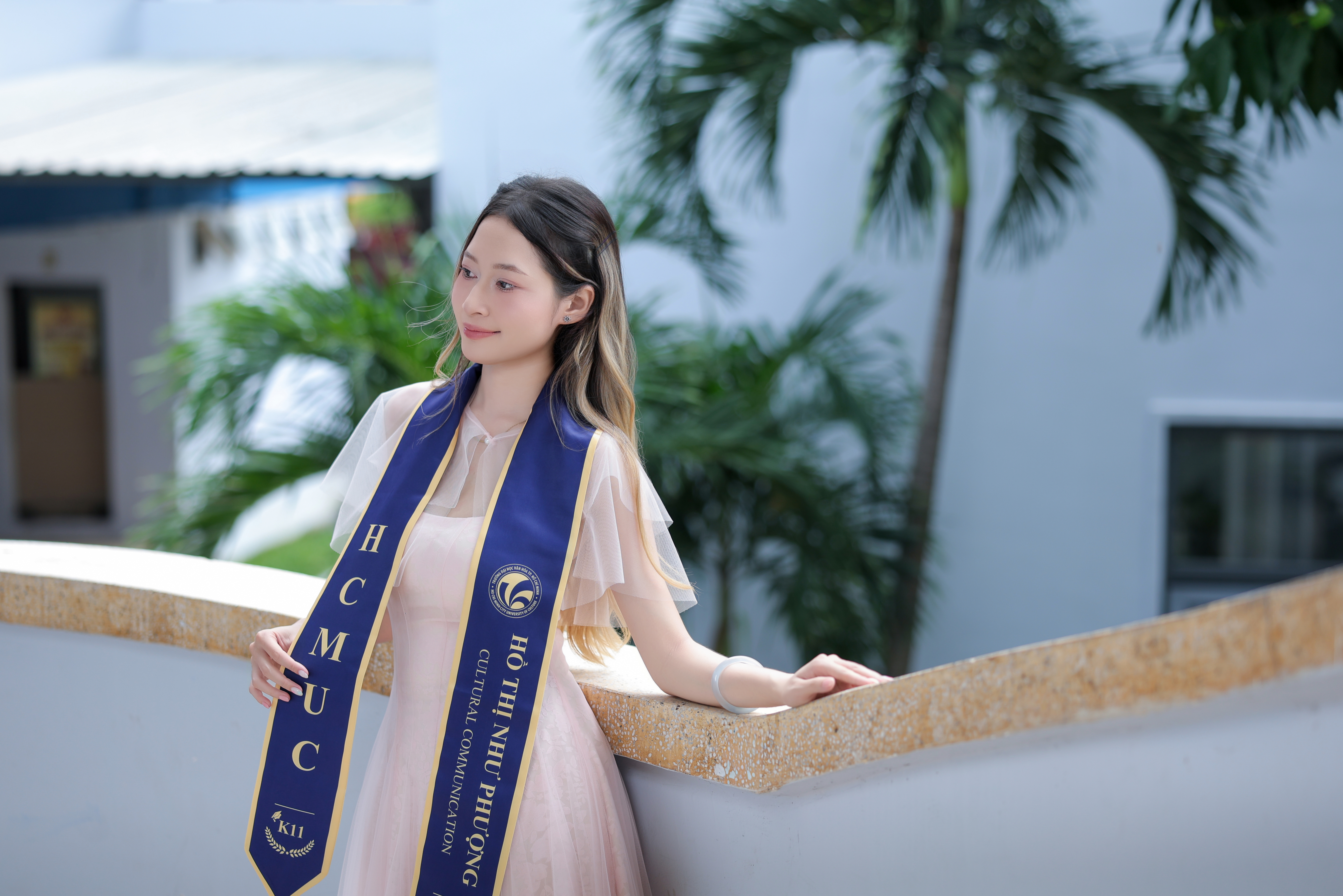 Khoảnh khắc tốt nghiệp 4